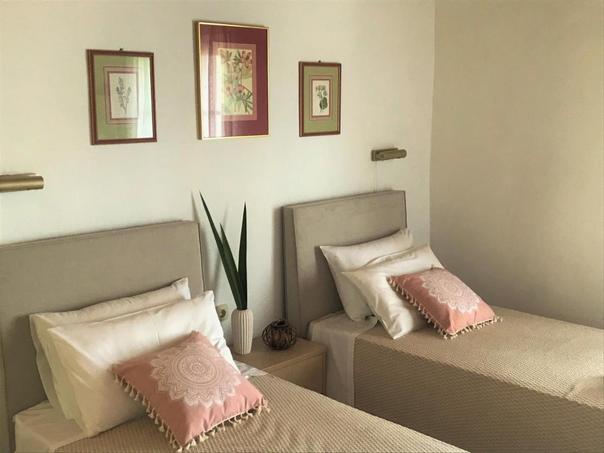 Aliki Studios Букари Екстериор снимка
